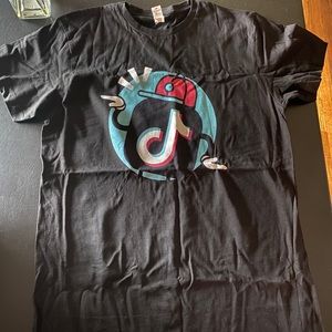 TIKTOK T Shirt 100% Cotton * NEVER WORN*